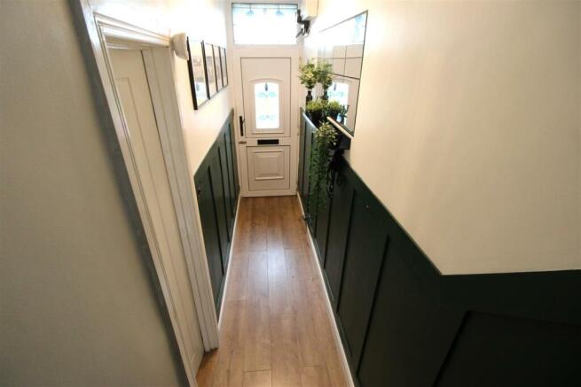 HALLWAY.JPG