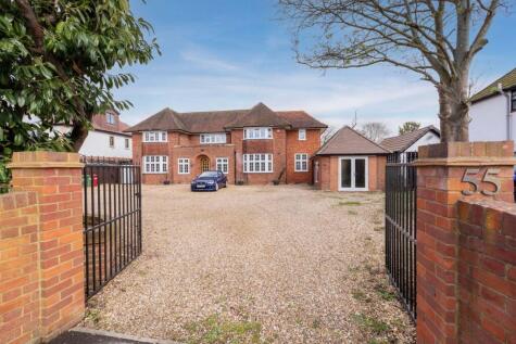 Langley Road, Langley, SL3