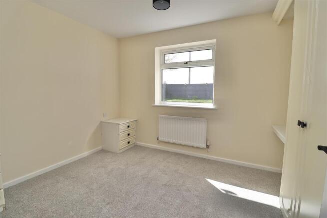 3 bed Detached Bungalow for sale Image 12