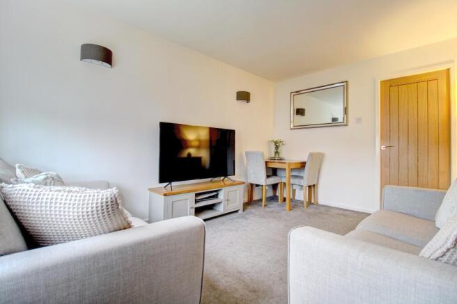Lounge (alt view)
