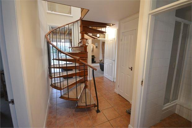 Entrance Porch