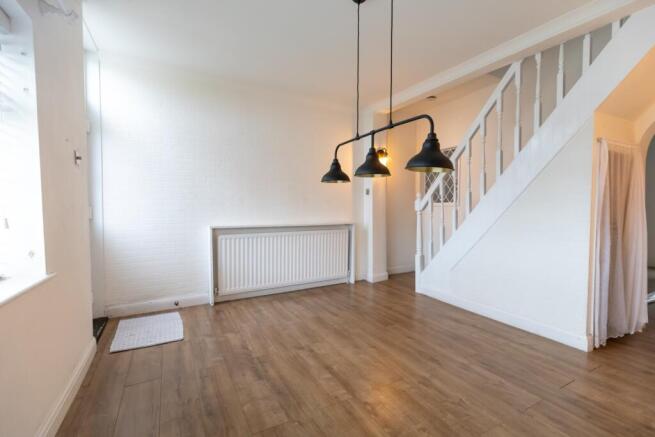 3 bed Terraced for sale Image 4
