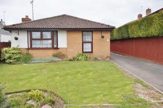 Front garden &...