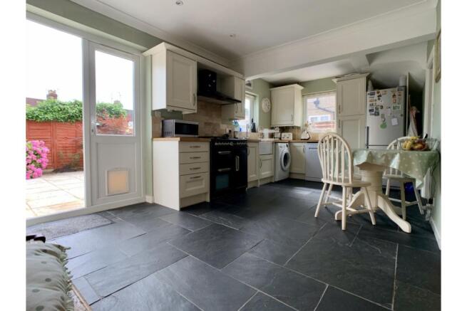 Kitchen/Dining Room