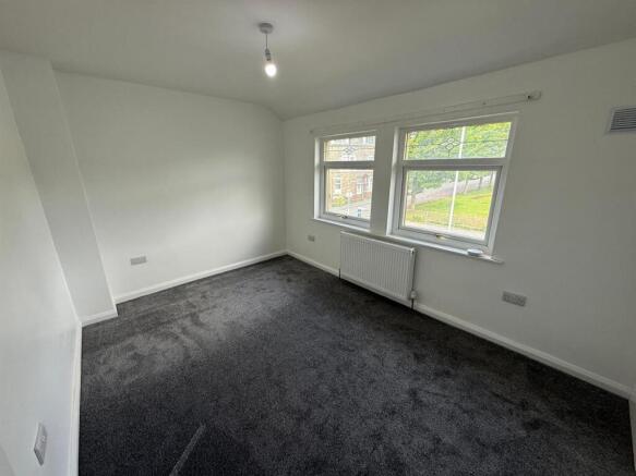 2 bed Terraced for sale Image 4