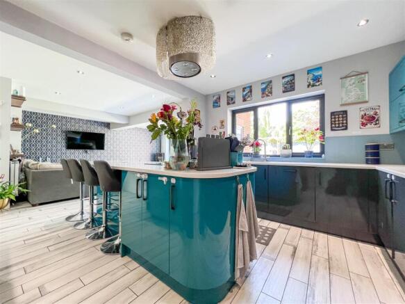 Kitchen / Living / Dining