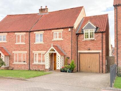 Neville Walk, Kirkbymoorside, YO62 6JF