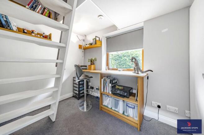 Study/4th Bedroom