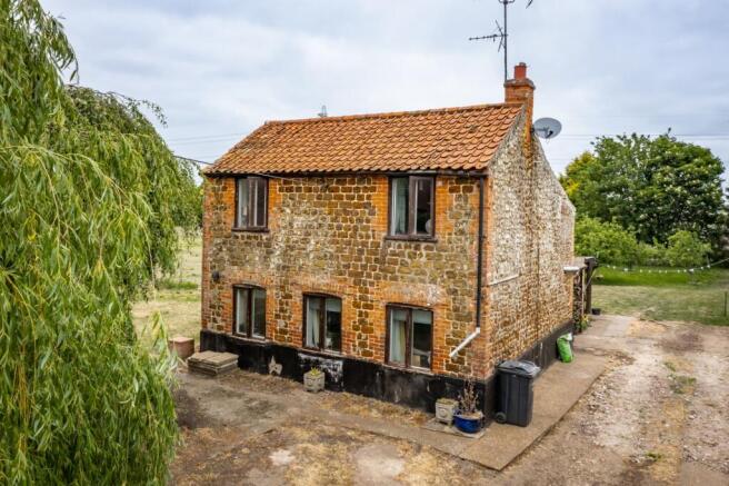 Church Farm Cottage-23 T202505231135.jpg