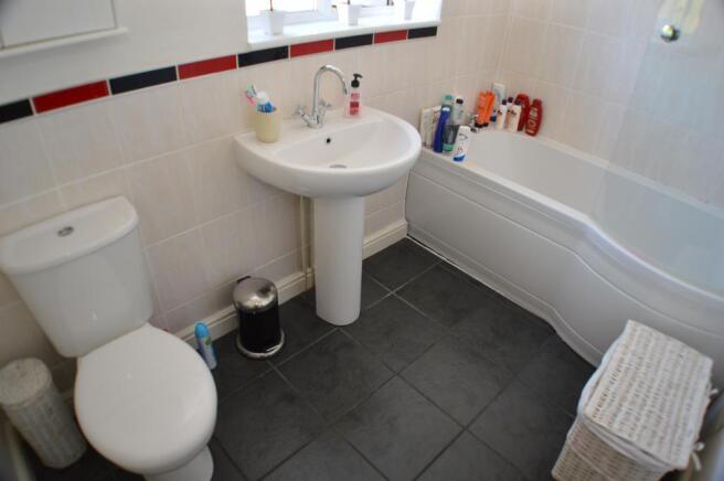 Bathroom (Bathroom)