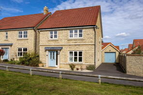22, Groundstone Way, Corsham SN13 0FA