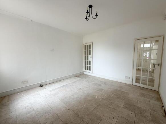 2 bed Terraced for sale Image 8