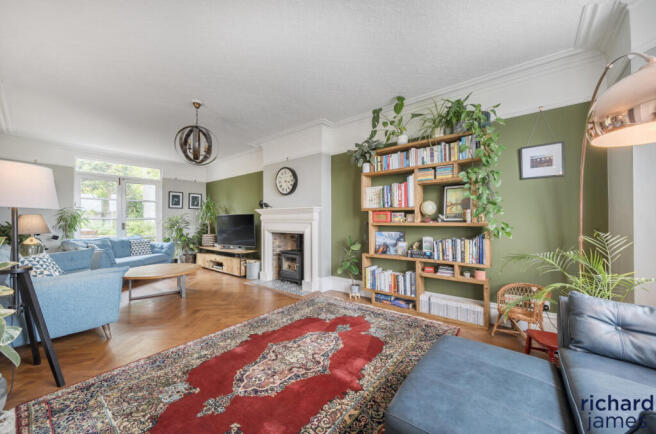 9a40c3d089ad4d11919475a1bc8d9258