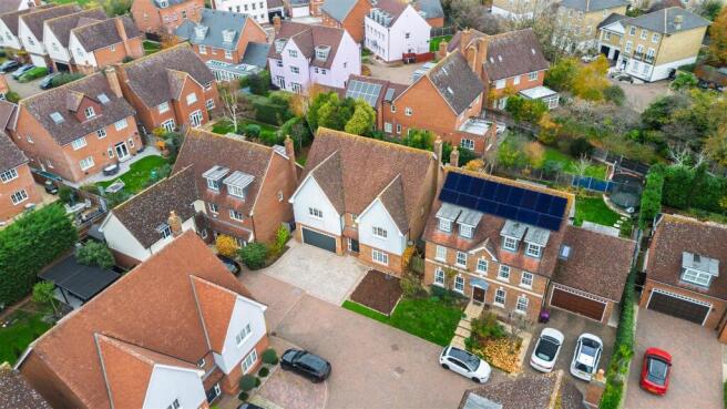 Brook Farm Close Drone-2.jpg