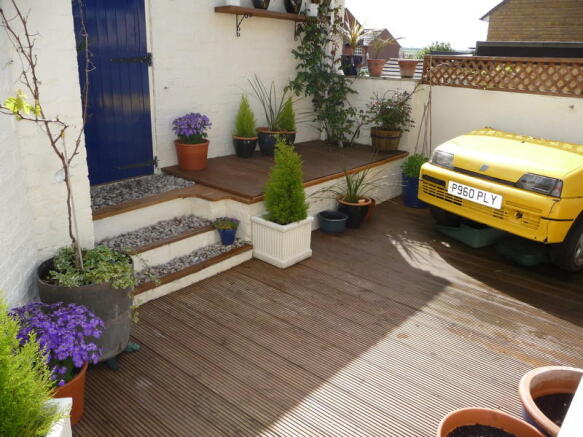 Photo 11