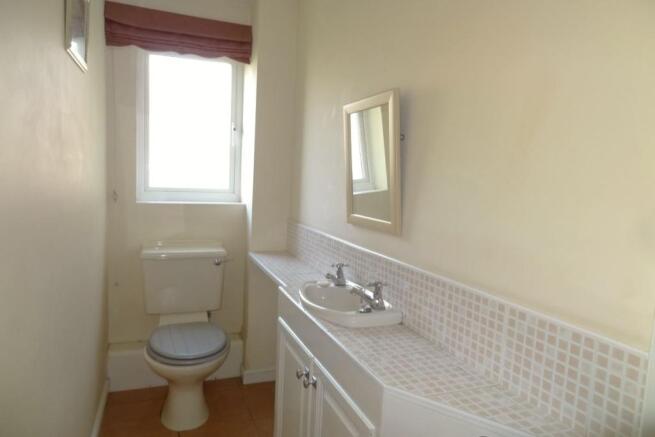 Cloakroom / WC