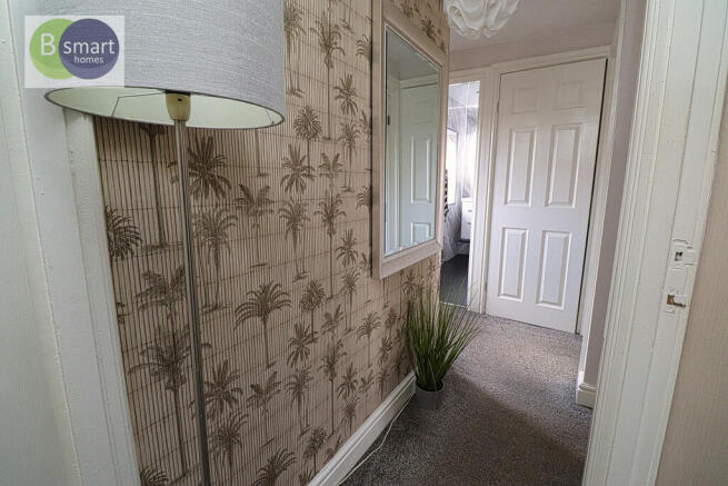 3 bed Semi-Detached for sale Image 7