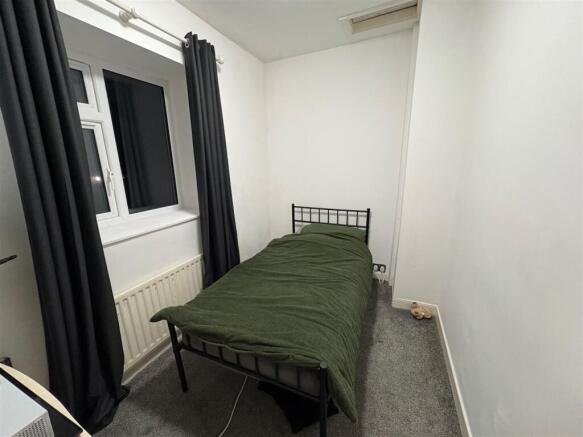 2 bed Terraced for sale Image 10
