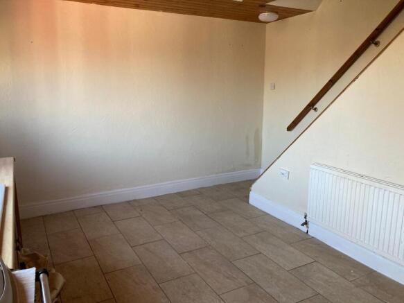 3 bed Terraced for sale Image 4