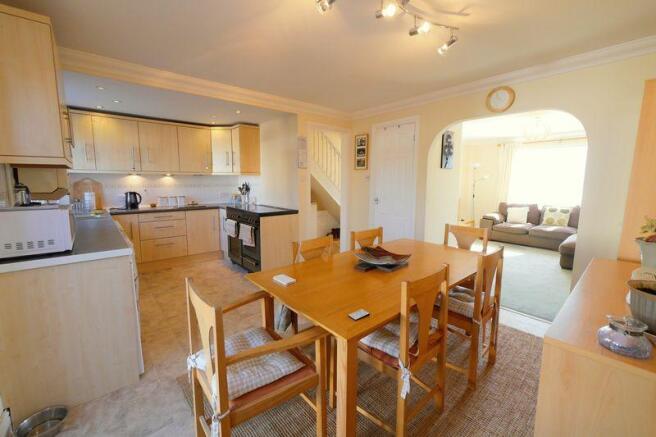 KITCHEN/DINER