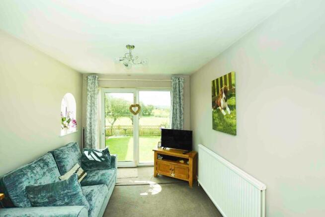 GARDEN ROOM