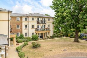 Flat 27, 25 Gifford Lodge, Popes Avenue, Twickenham TW2 5TP