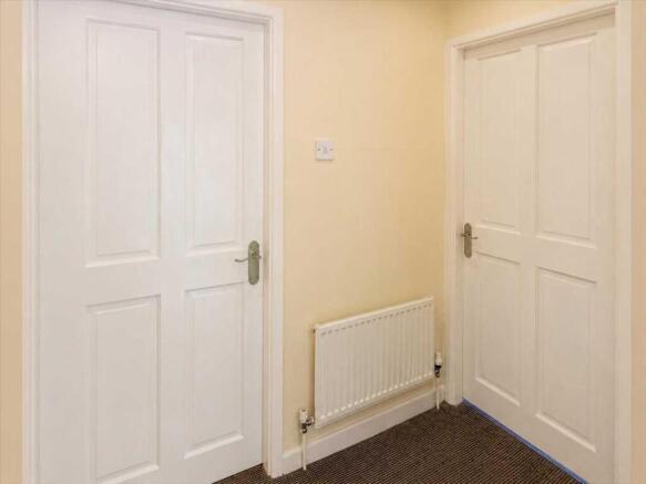 2 bed House for sale Image 9