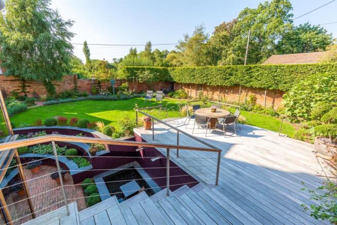 15 LeamTerrace Medium-113.jpg