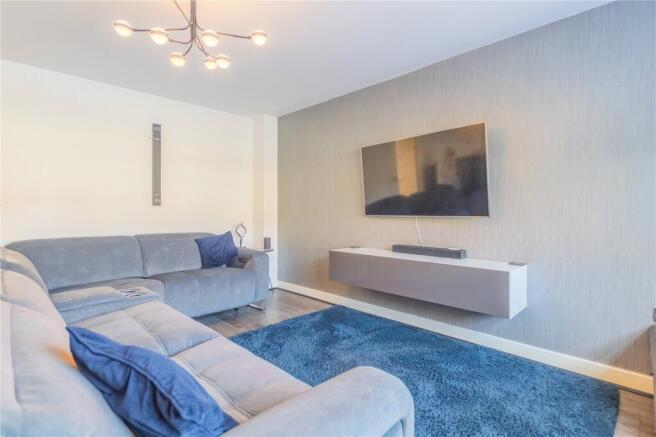 Hart Mill Close, Mossley, OL5 photo 4