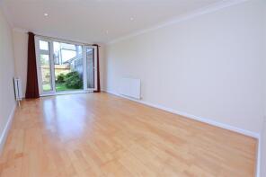 Flat 2, 144, Merton Road, South Wimbledon, London SW19 1EH