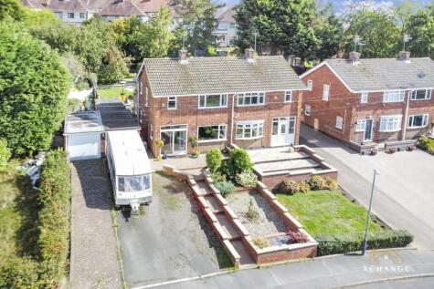 Meadow Road, Nuneaton, CV10