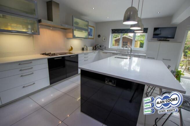 KITCHEN ZONE