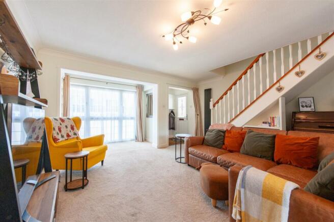 Living Room.jpg