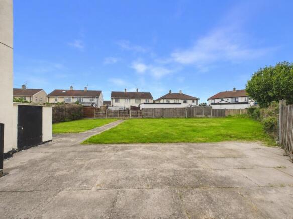 3 bed Semi-Detached for sale Image 7