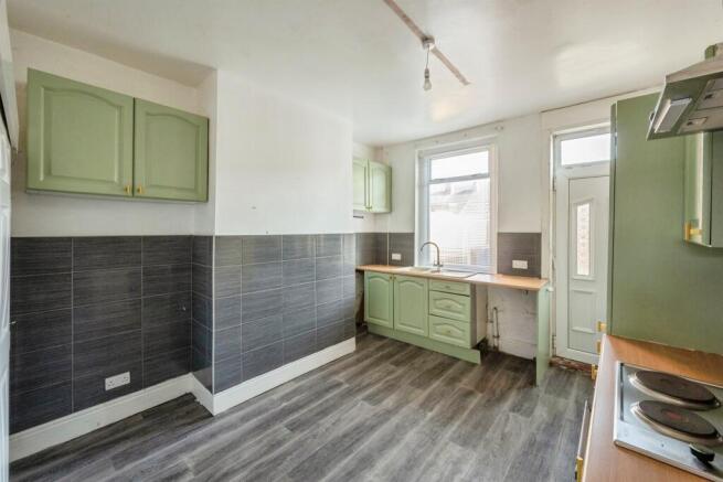 2 bed Terraced for sale Image 6