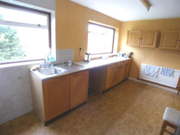 Kitchen/Breakfast Room