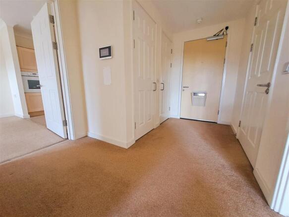 Private Entrance Hall