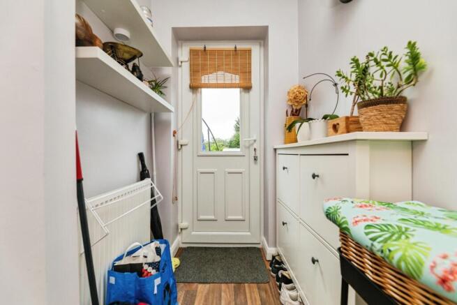 3 bed Semi-Detached for sale Image 11