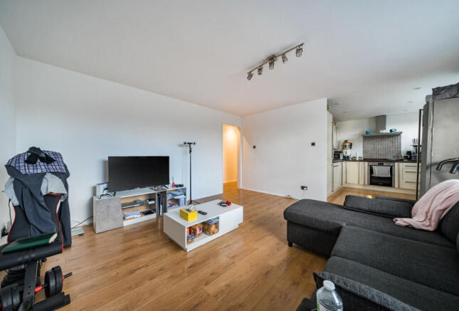 1425570-8-69b1966...