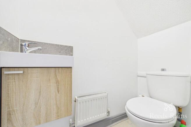 3 bed Semi-Detached for sale Image 12