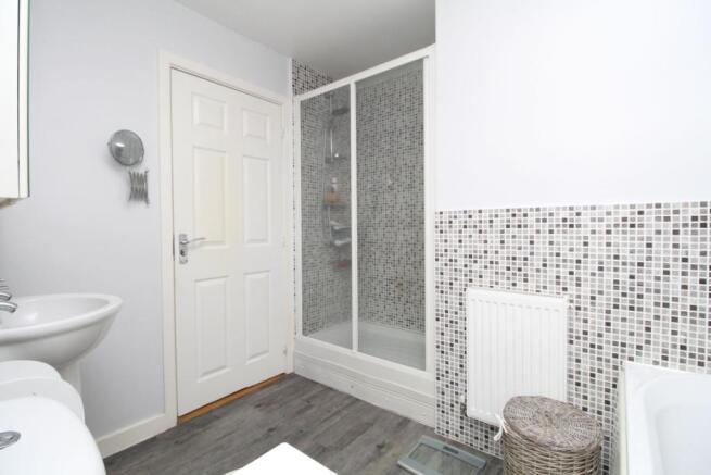Master En-suite