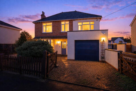 Bristol Road, Axbridge, BS26