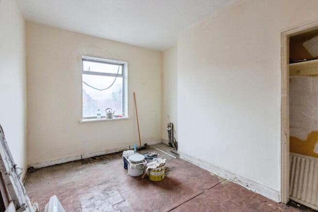 3 bed Terraced for sale Image 10