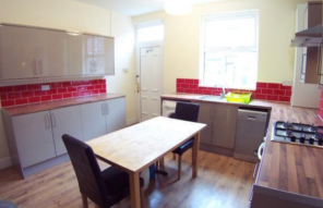21, Hessle Place, Hyde Park, Leeds LS6 1EU