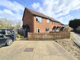 28, Woodstock Crescent, Hockley SS5 4XG