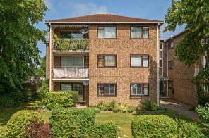 Flat 18, 4 Foxleas Court, Spencer Road, Bromley BR1 3WB