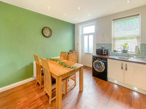2 bed Terraced for sale Image 6