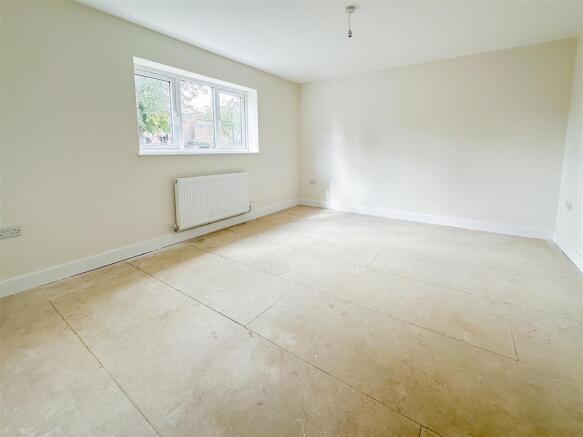 3 bed Semi-Detached Bungalow for sale Image 9