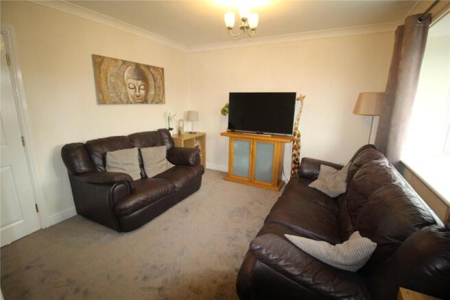 3 bed Semi-Detached for sale Image 12