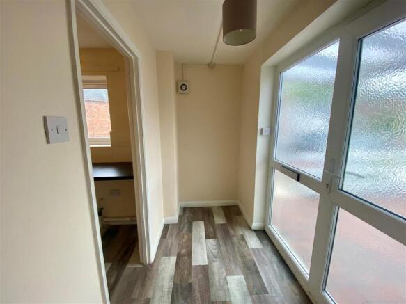 4 ashwin hallway.jpg